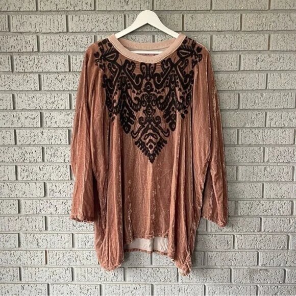 Johnny Was Tops - Johnny Was Velvet Embroidered Silk Tunic Top Brown Size Medium